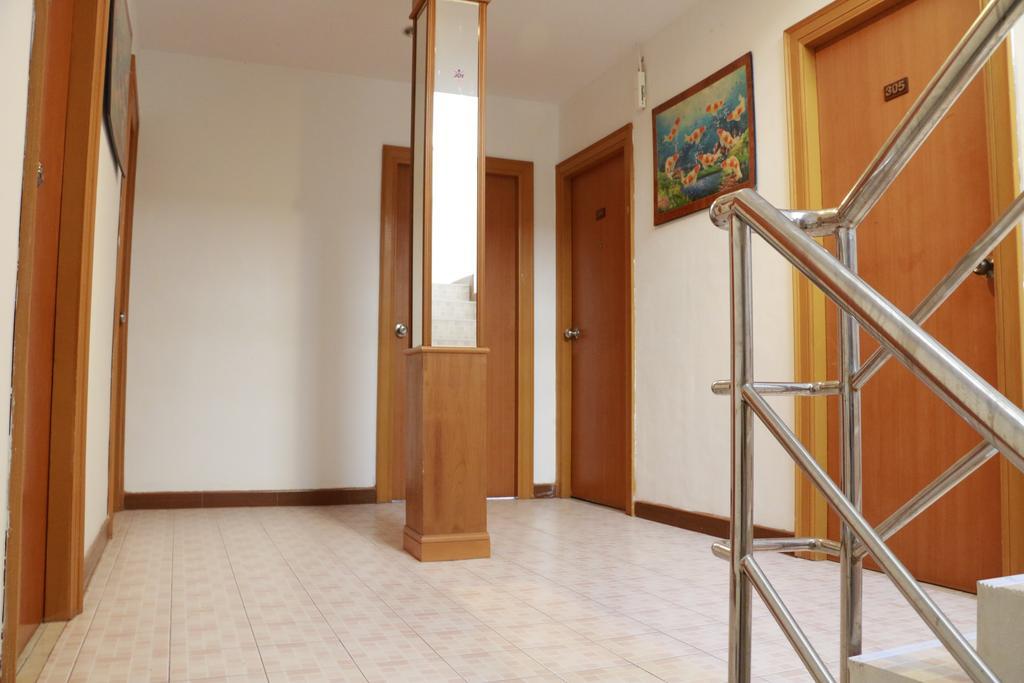 Welcome Guest House Patong Buitenkant foto