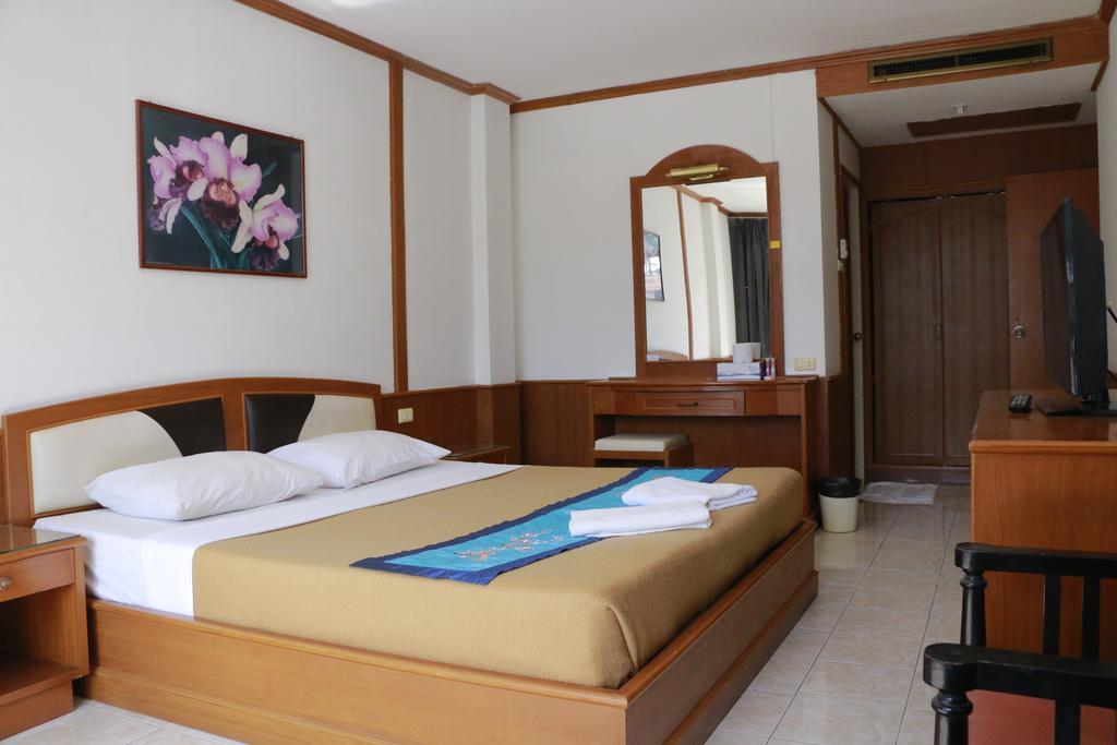 Welcome Guest House Patong Buitenkant foto